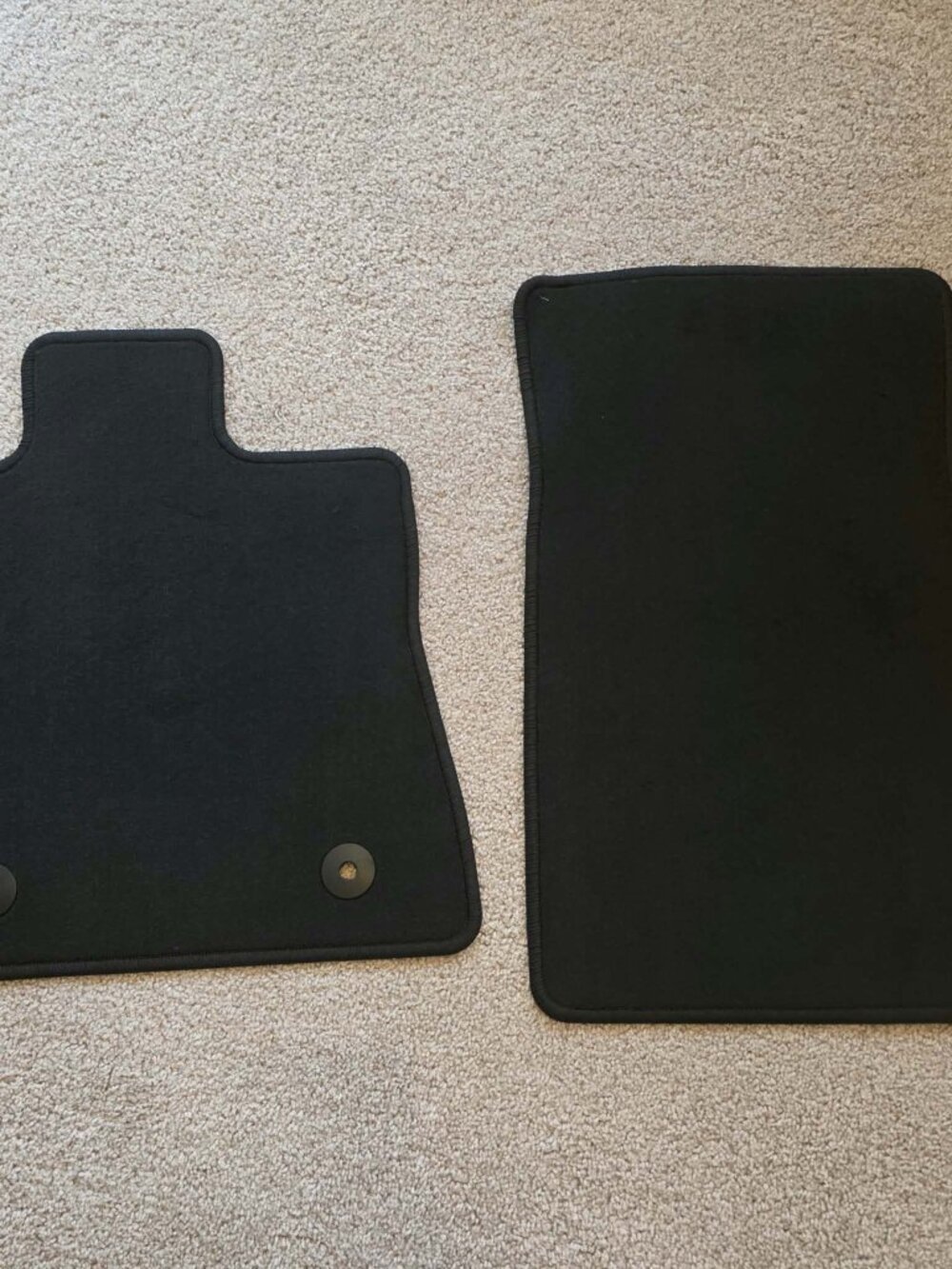 2021-2024 CHEVY CAMARO FLOOR MATS CARPET BLACK 84778431 NEW